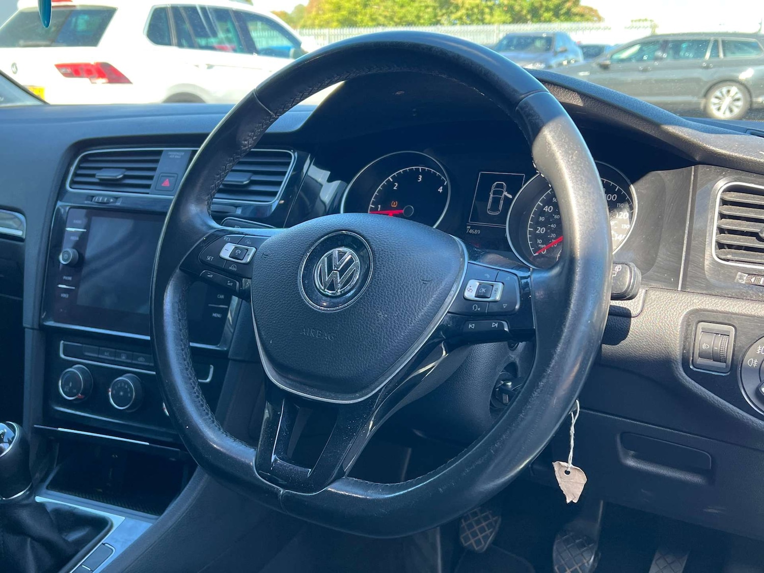 Used Volkswagen Golf 2017 for sale - 76007326: Photo 20