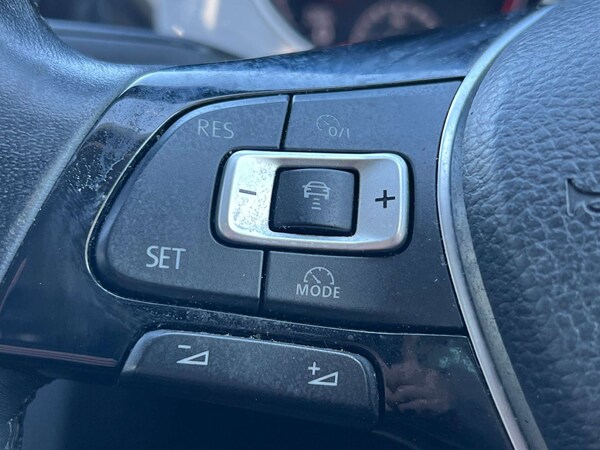 Used Volkswagen Golf 2017 for sale - 76007326: Photo 45