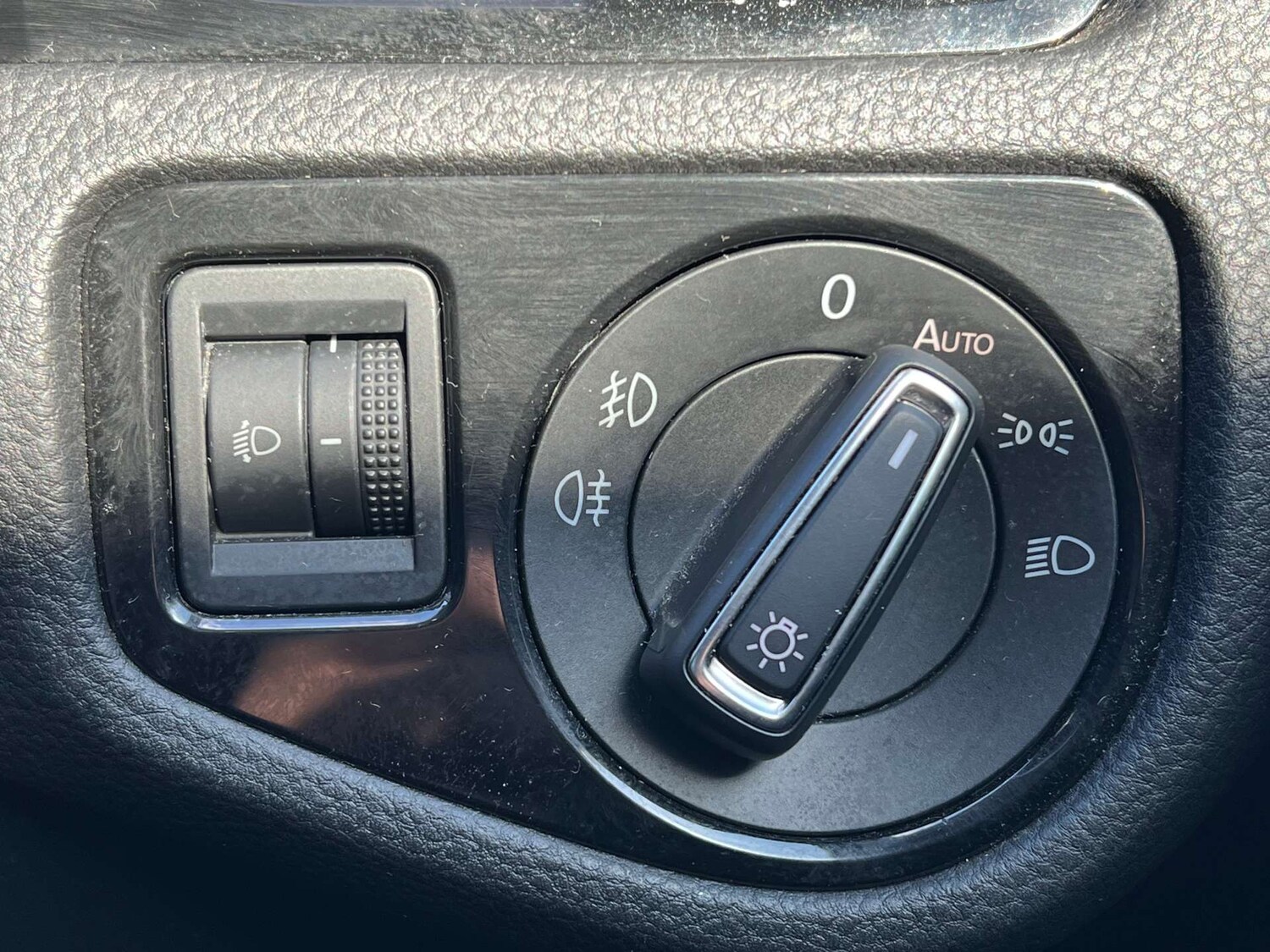 Used Volkswagen Golf 2017 for sale - 76007326: Photo 50