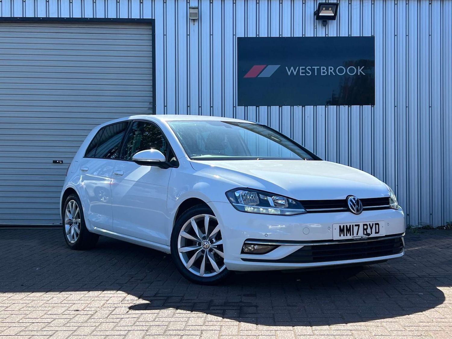 Used Volkswagen Golf 2017 for sale - 76007326: Photo 8