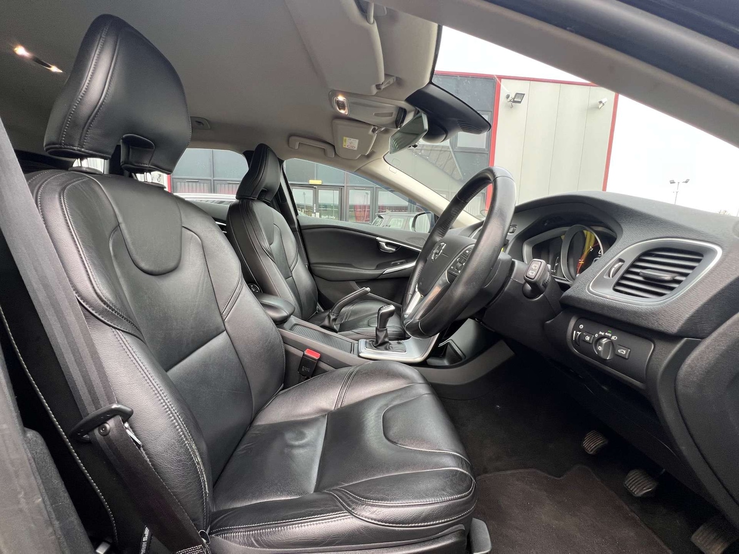 Used Volvo V40 2016 for sale - 77193212: Photo 20