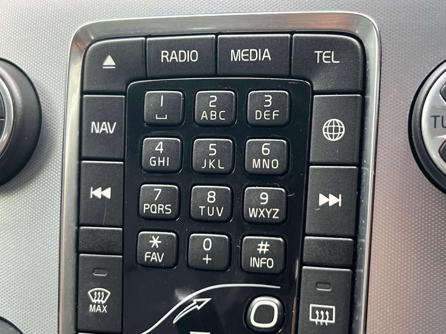 Used Volvo V40 2016 for sale - 77193212: Photo 43