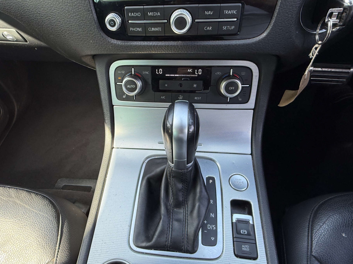 Used Volkswagen Touareg 2015 for sale - 76830144: Photo 15