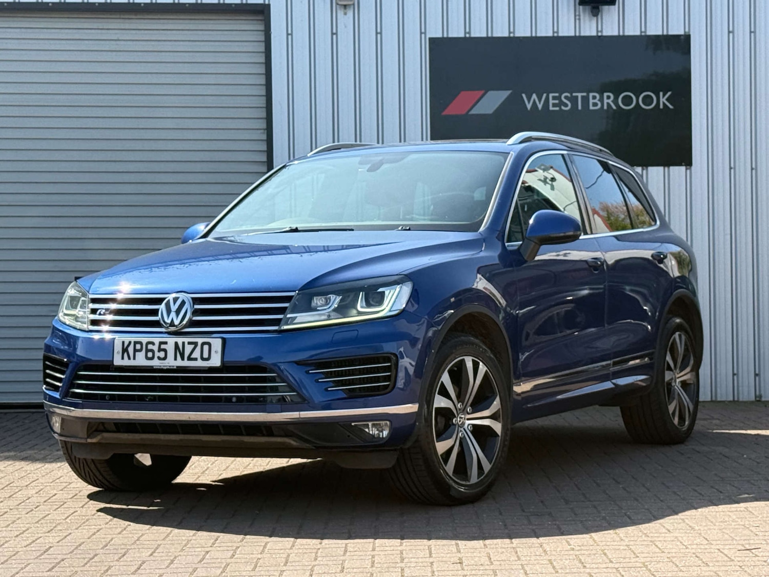 Used Volkswagen Touareg 2015 for sale - 76830144: Photo 4