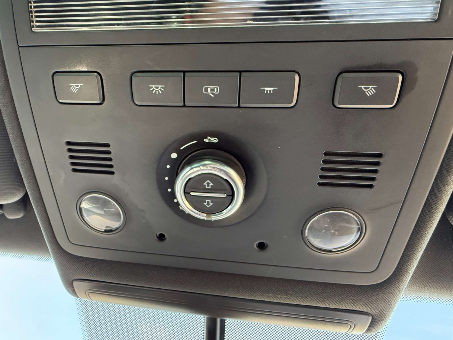 Used Volkswagen Touareg 2015 for sale - 76830144: Photo 42