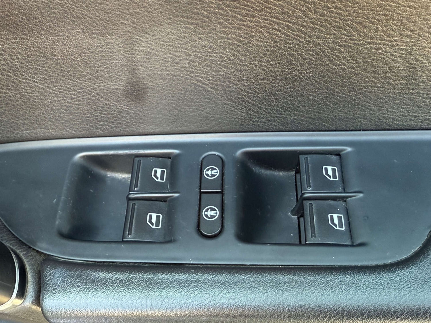 Used Volkswagen Touareg 2015 for sale - 76830144: Photo 64