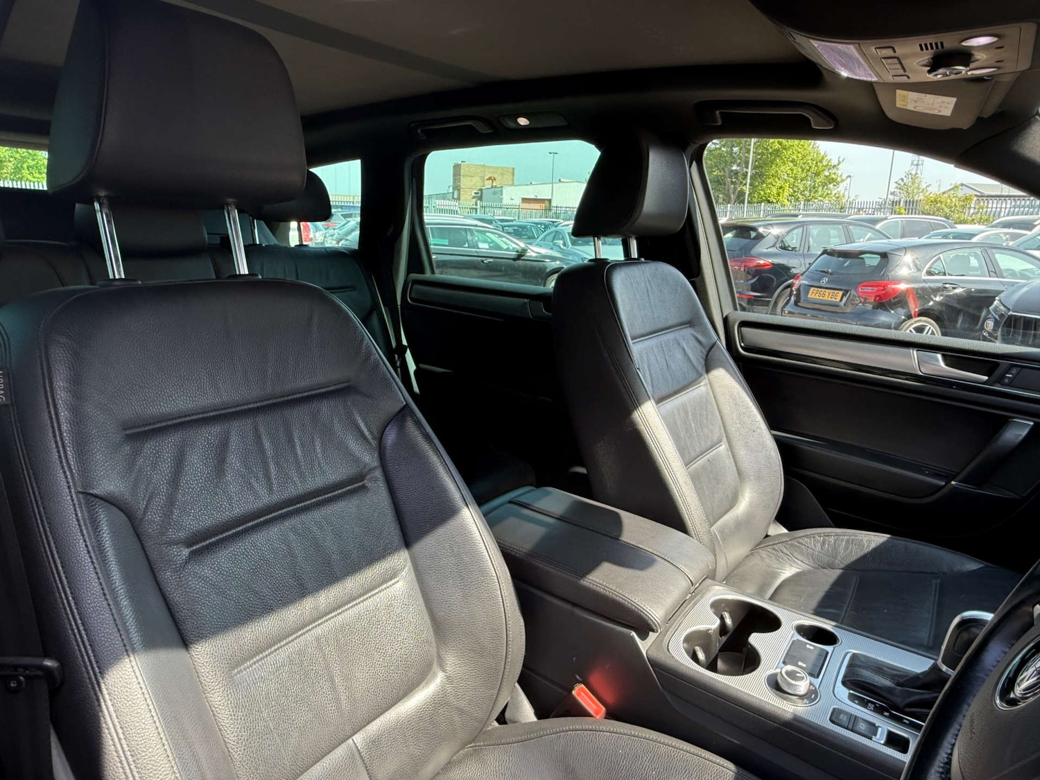 Used Volkswagen Touareg 2015 for sale - 76830144: Photo 66