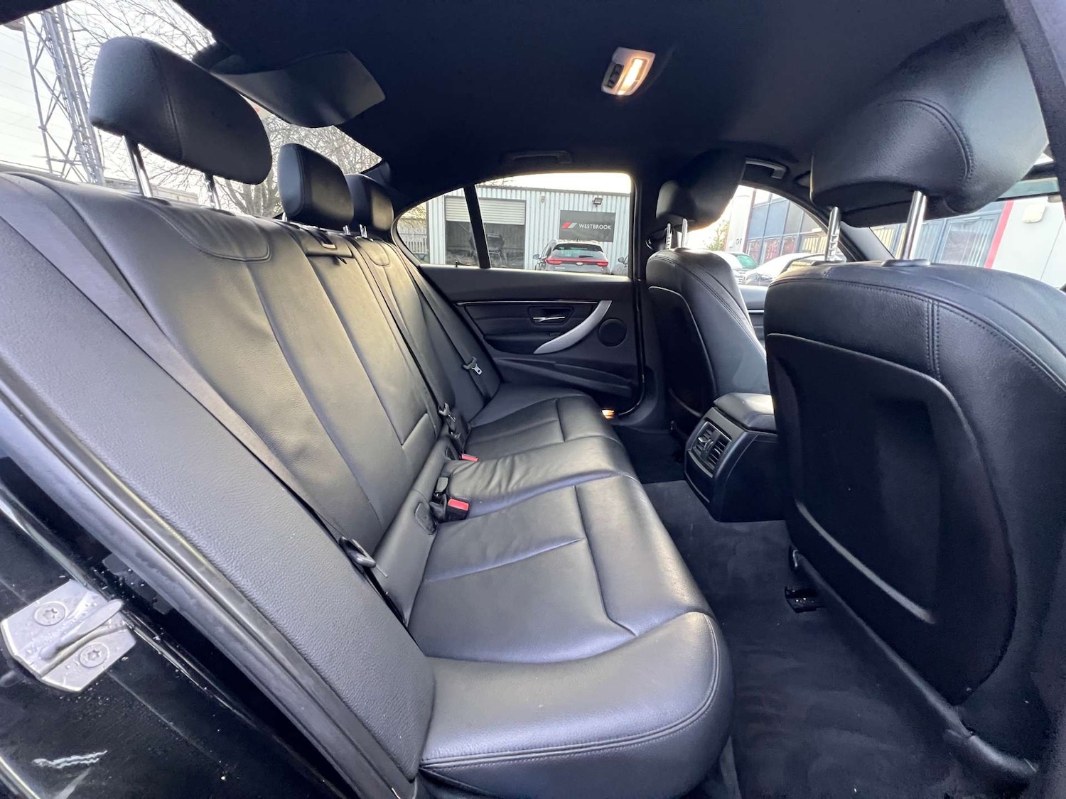 Used BMW 3 Series 2018 for sale - 77096069: Photo 22