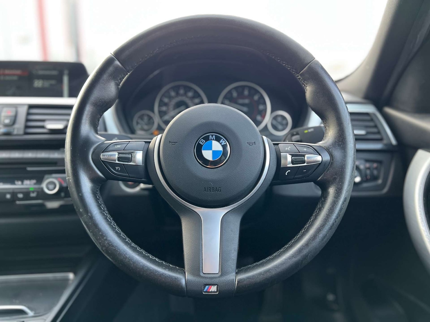 Used BMW 3 Series 2018 for sale - 77096069: Photo 56