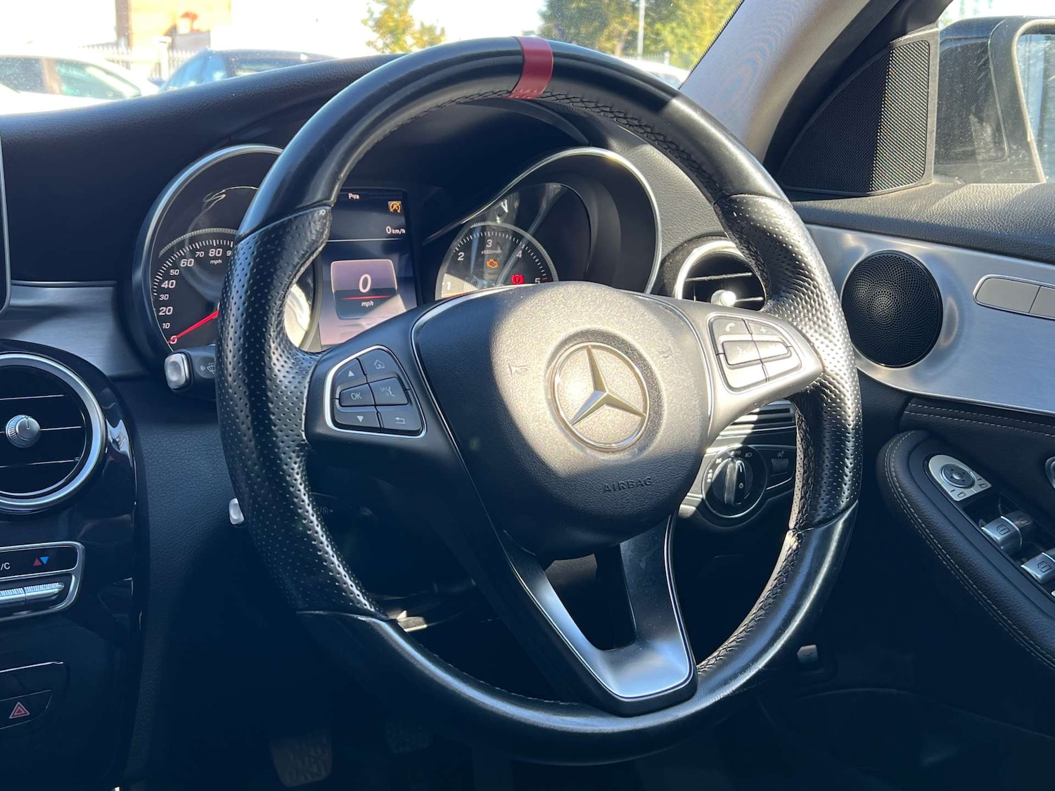 Used Mercedes-Benz C Class 2015 for sale - 76602064: Photo 18