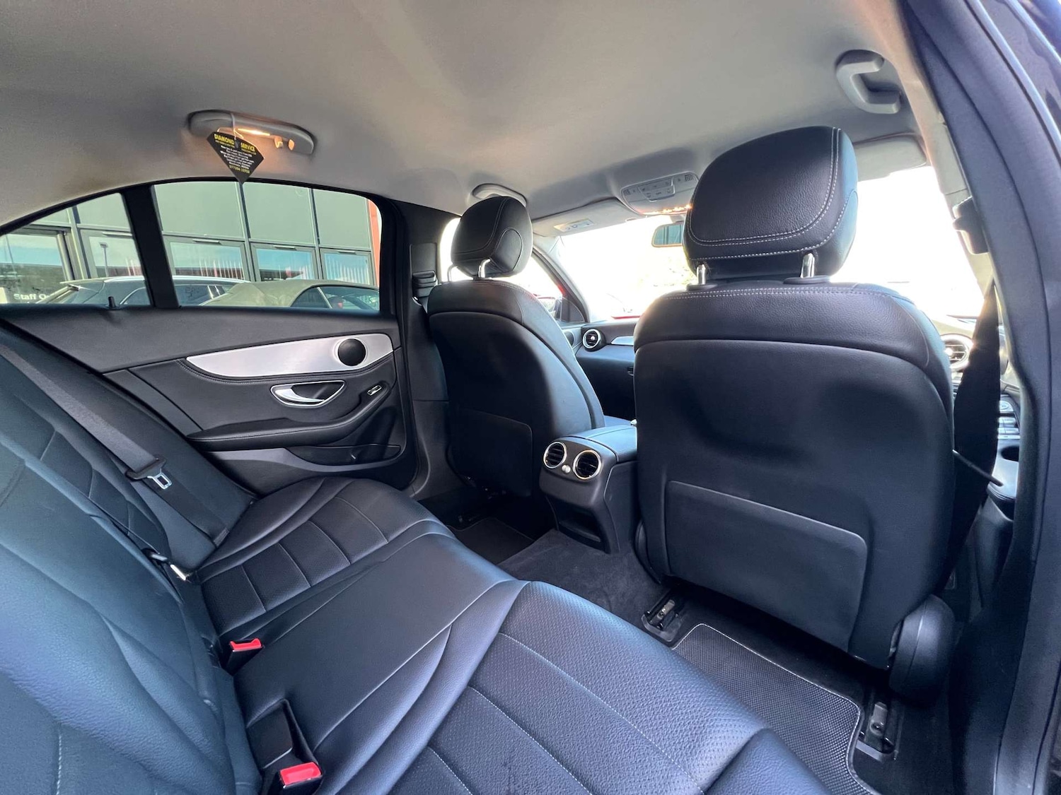 Used Mercedes-Benz C Class 2015 for sale - 76602064: Photo 27