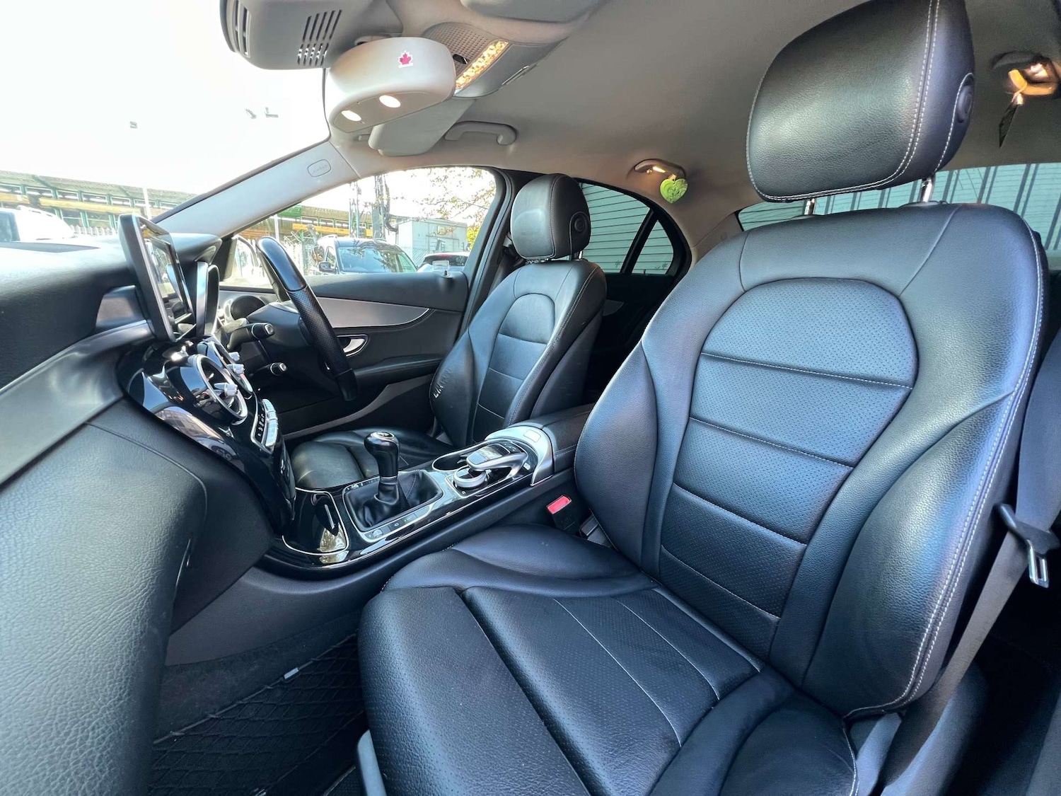 Used Mercedes-Benz C Class 2015 for sale - 76602064: Photo 31