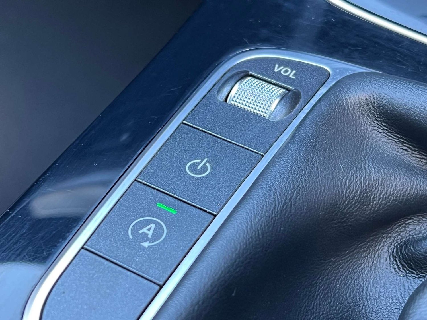 Used Mercedes-Benz C Class 2015 for sale - 76602064: Photo 39