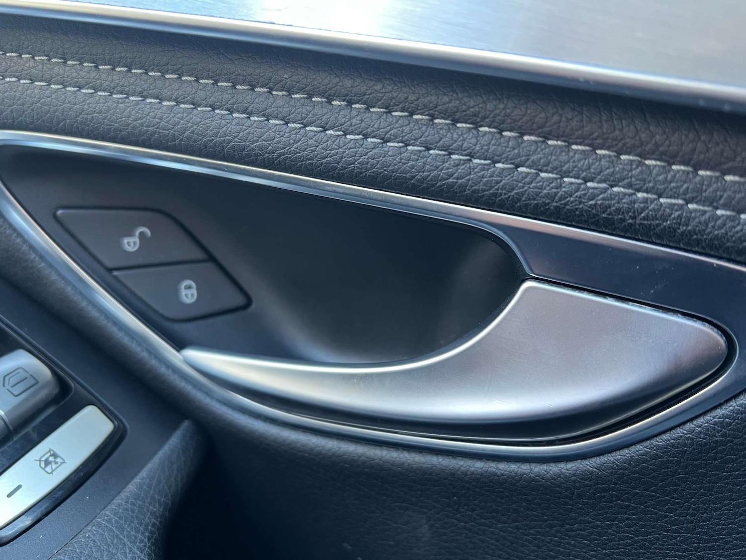 Used Mercedes-Benz C Class 2015 for sale - 76602064: Photo 73