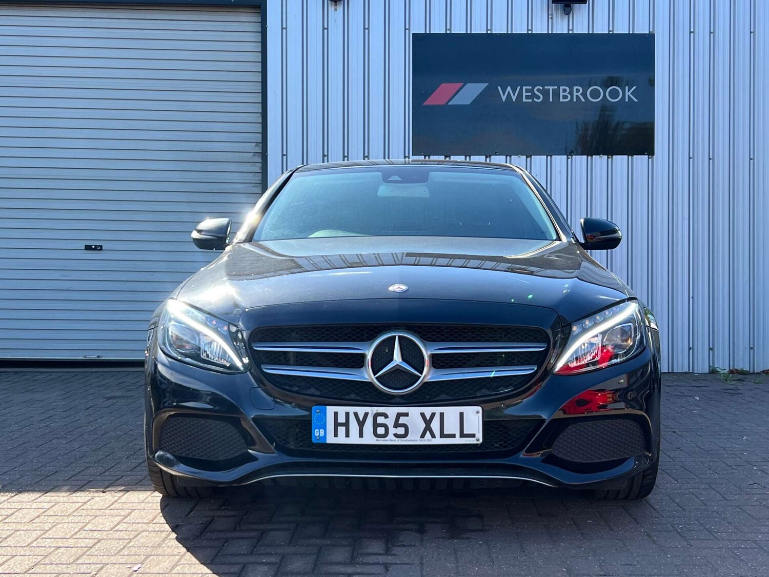 Used Mercedes-Benz C Class 2015 for sale - 76602064: Photo 9