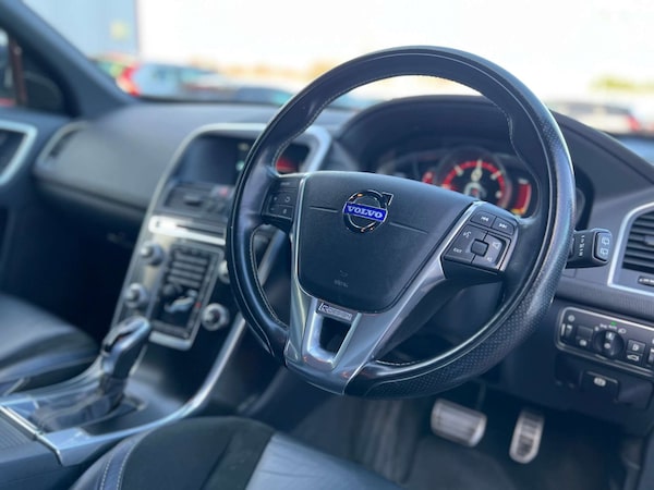 Used Volvo XC60 2015 for sale - 74662406: Photo 17