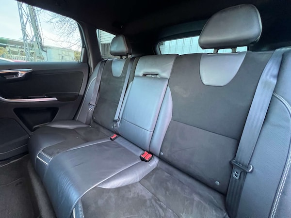 Used Volvo XC60 2015 for sale - 74662406: Photo 24