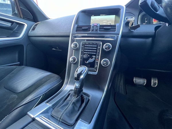 Used Volvo XC60 2015 for sale - 74662406: Photo 32