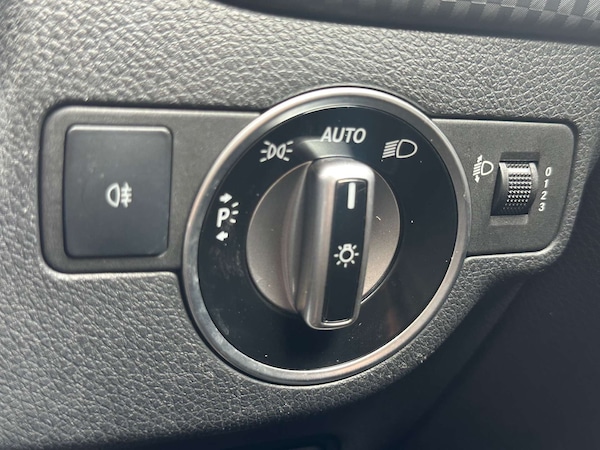 Used Mercedes-Benz A-Class 2017 for sale - 75236492: Photo 57