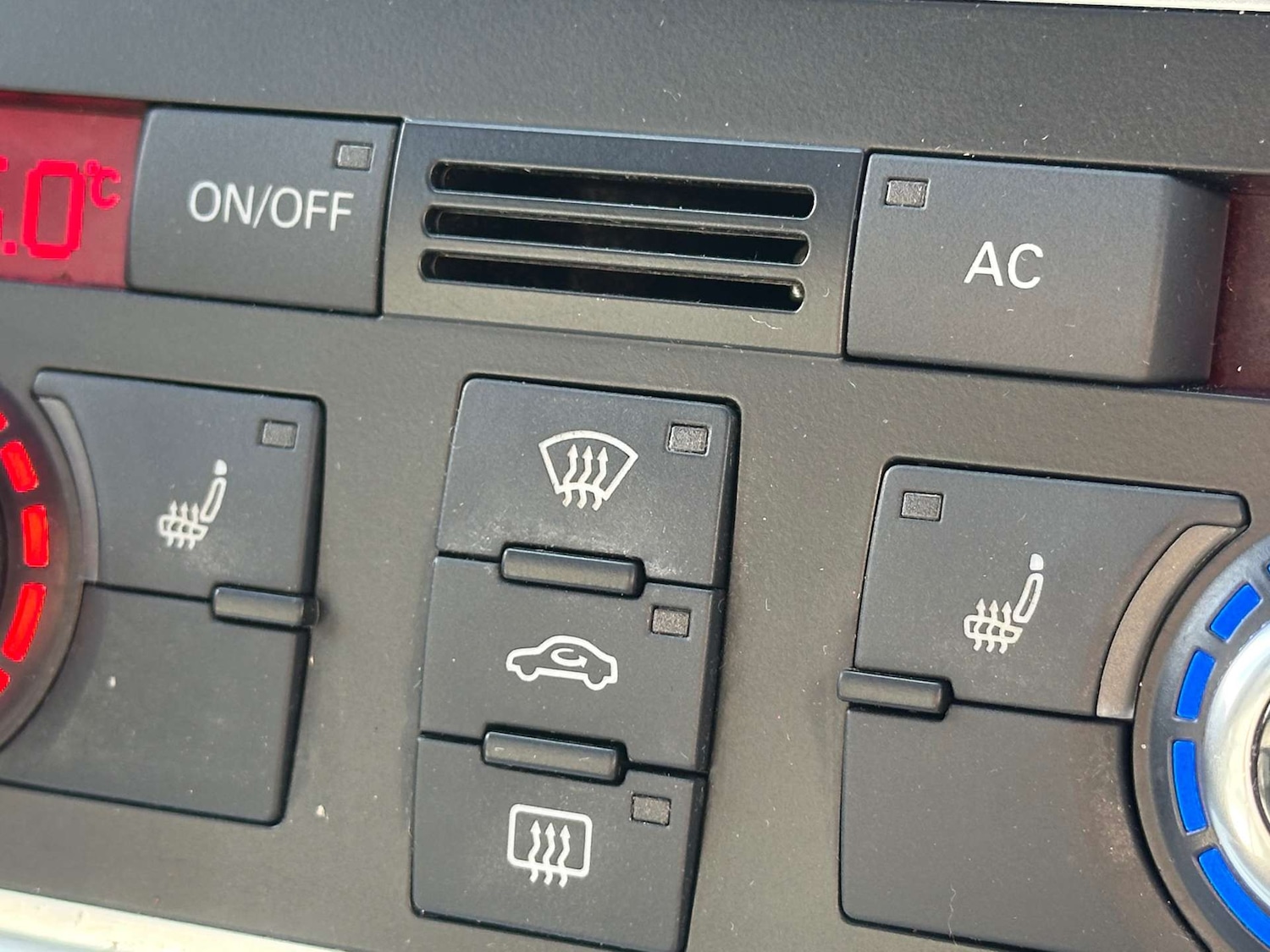 Used Audi Q7 2012 for sale - 78152447: Photo 37