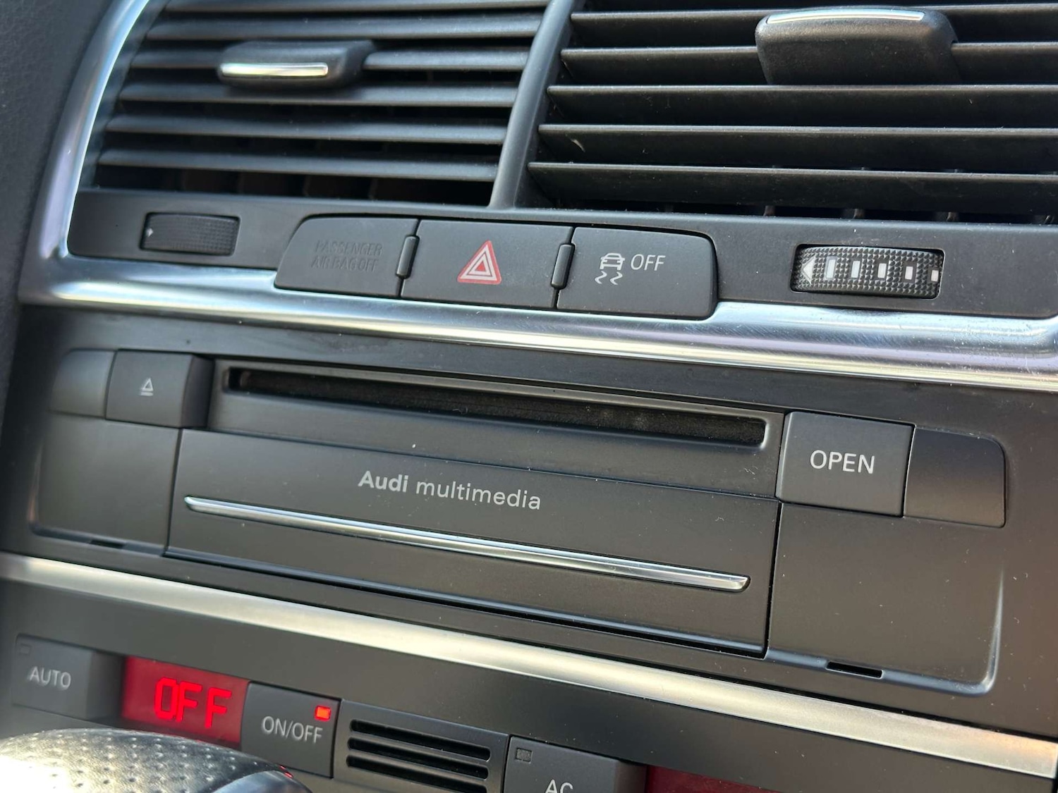 Used Audi Q7 2012 for sale - 78152447: Photo 39