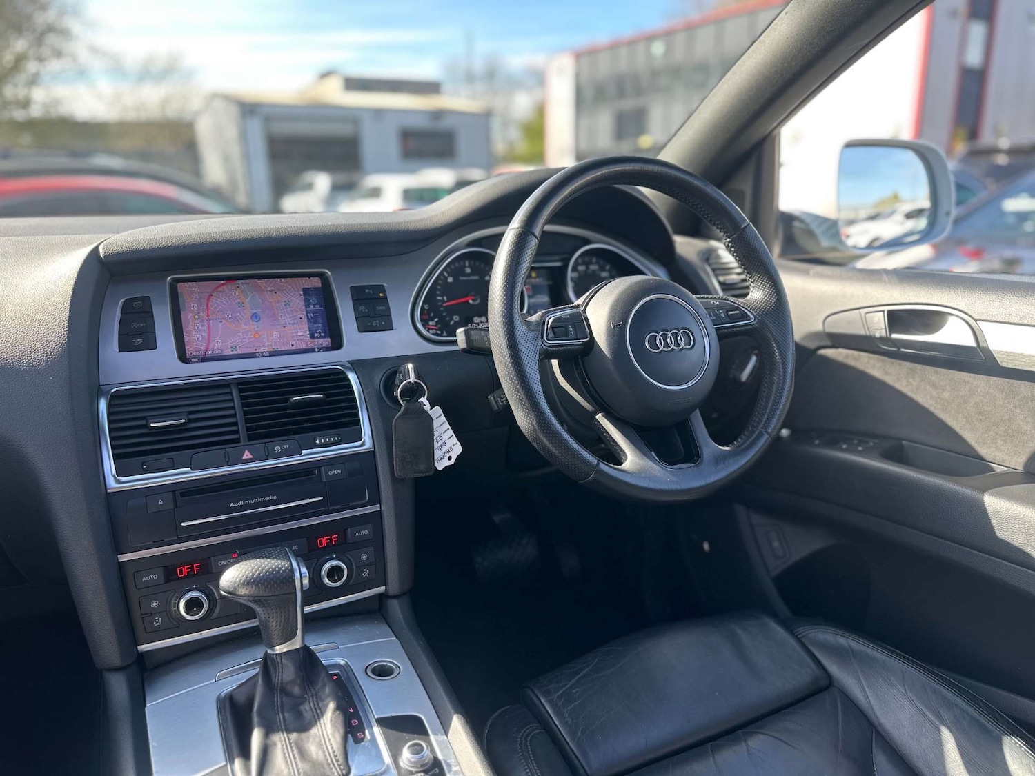 Used Audi Q7 2012 for sale - 78152447: Photo 65