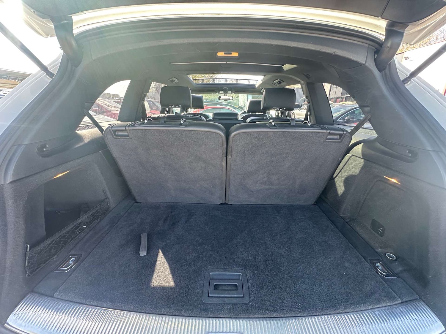 Used Audi Q7 2012 for sale - 78152447: Photo 73