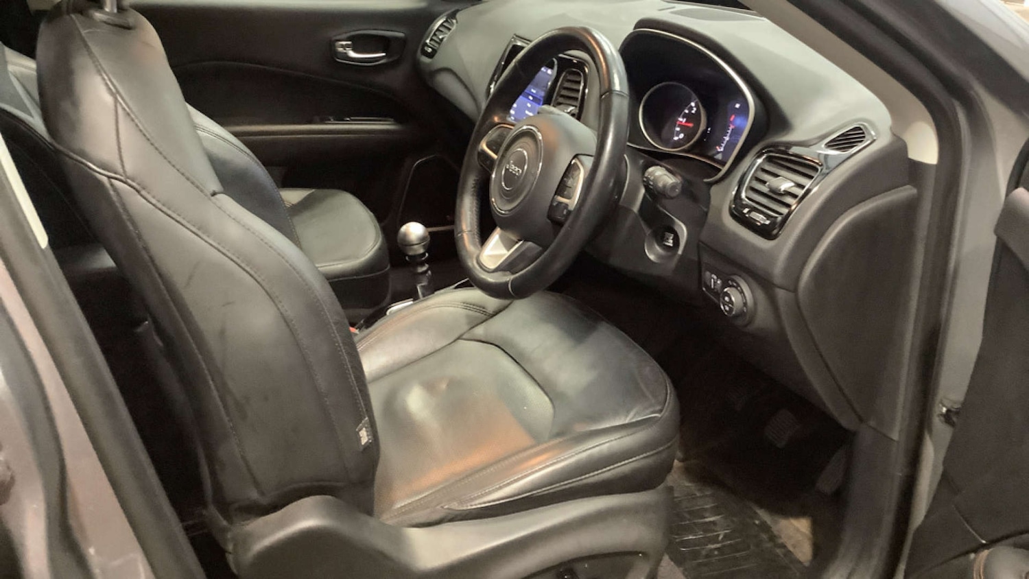 Used Jeep Compass 2018 for sale - 77268895: Photo 6