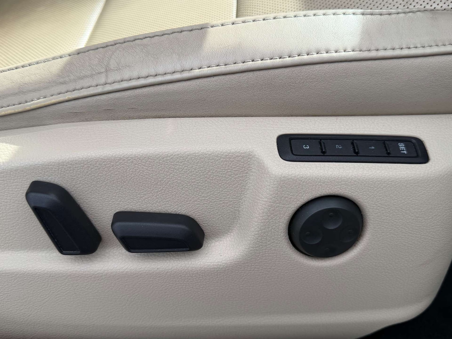 Used Skoda Superb 2014 for sale - 77626960: Photo 23