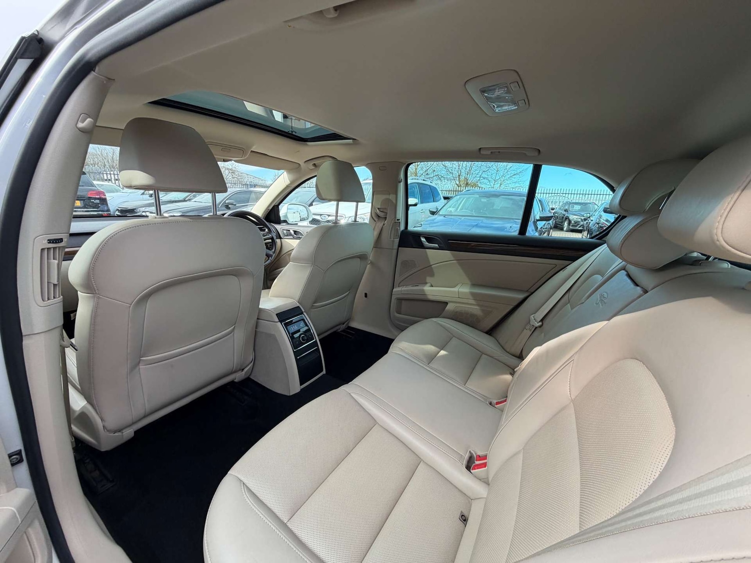 Used Skoda Superb 2014 for sale - 77626960: Photo 31