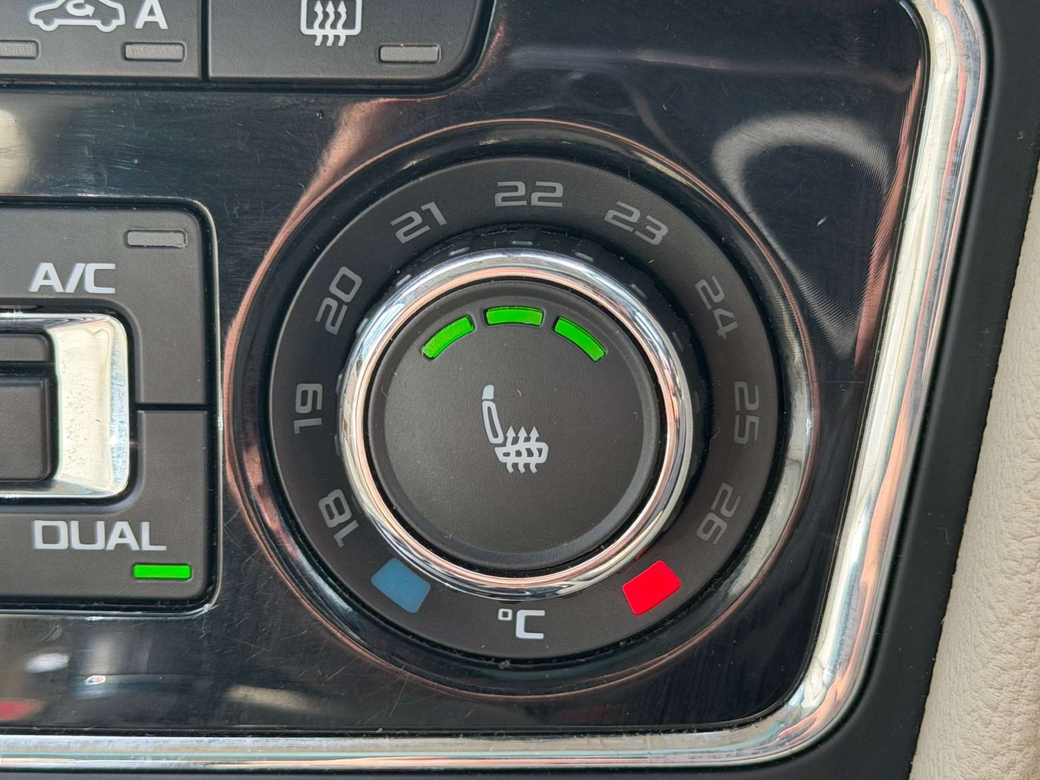 Used Skoda Superb 2014 for sale - 77626960: Photo 47