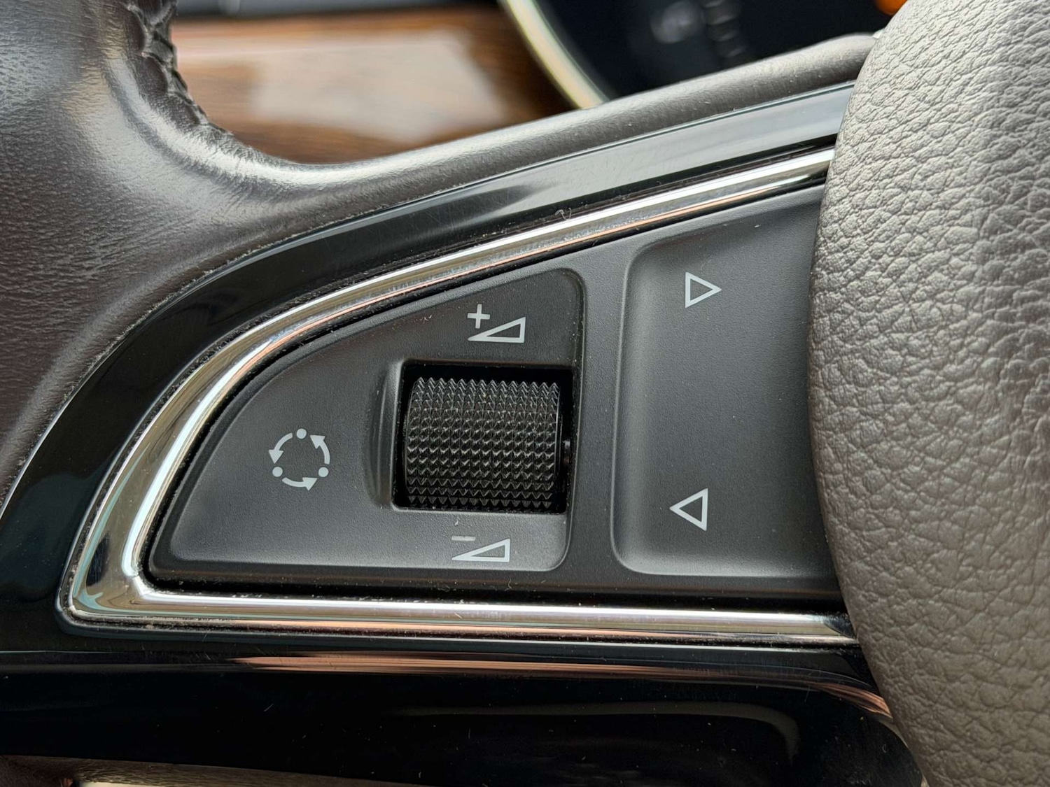 Used Skoda Superb 2014 for sale - 77626960: Photo 49