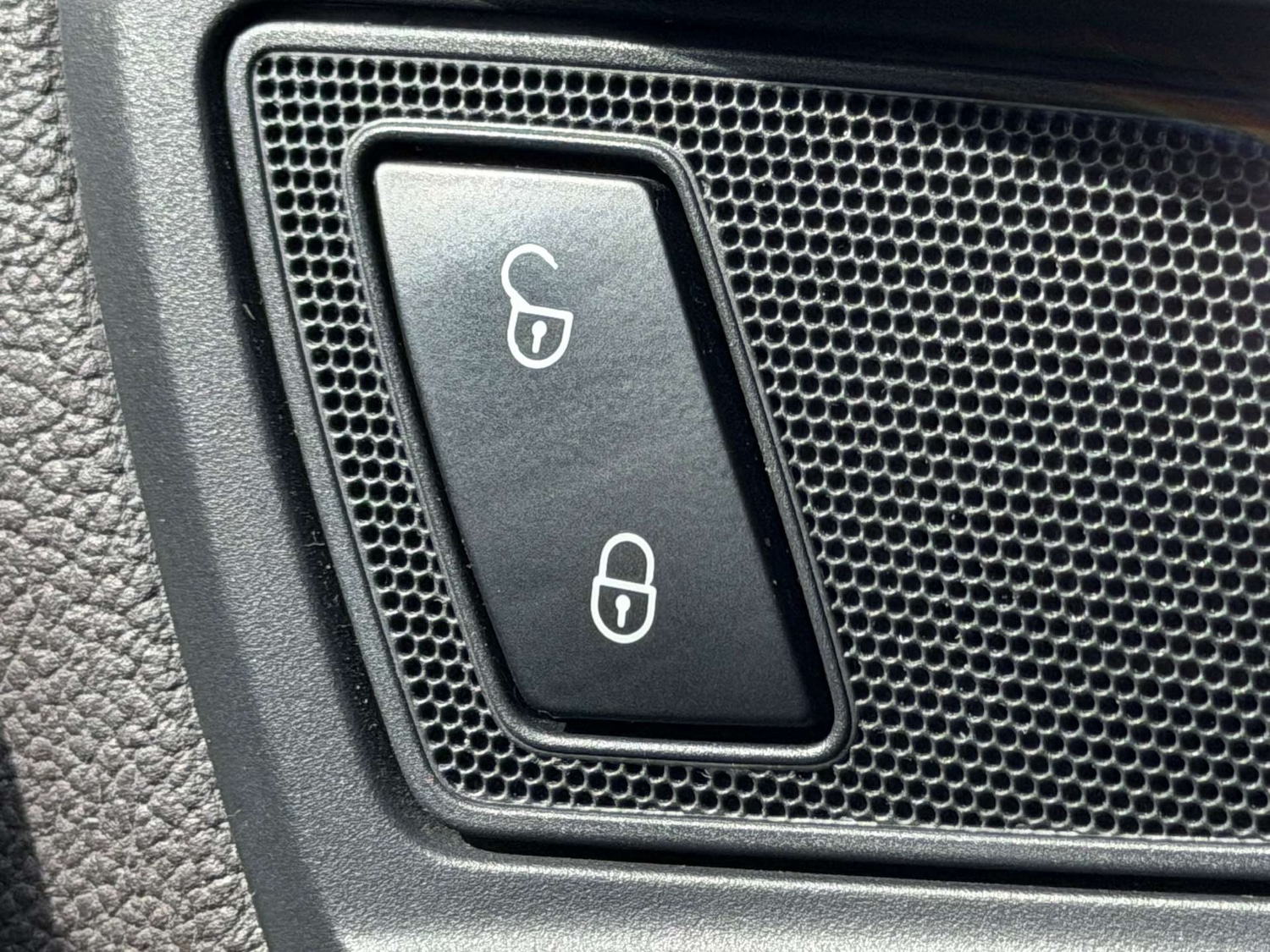 Used Skoda Superb 2014 for sale - 77626960: Photo 51