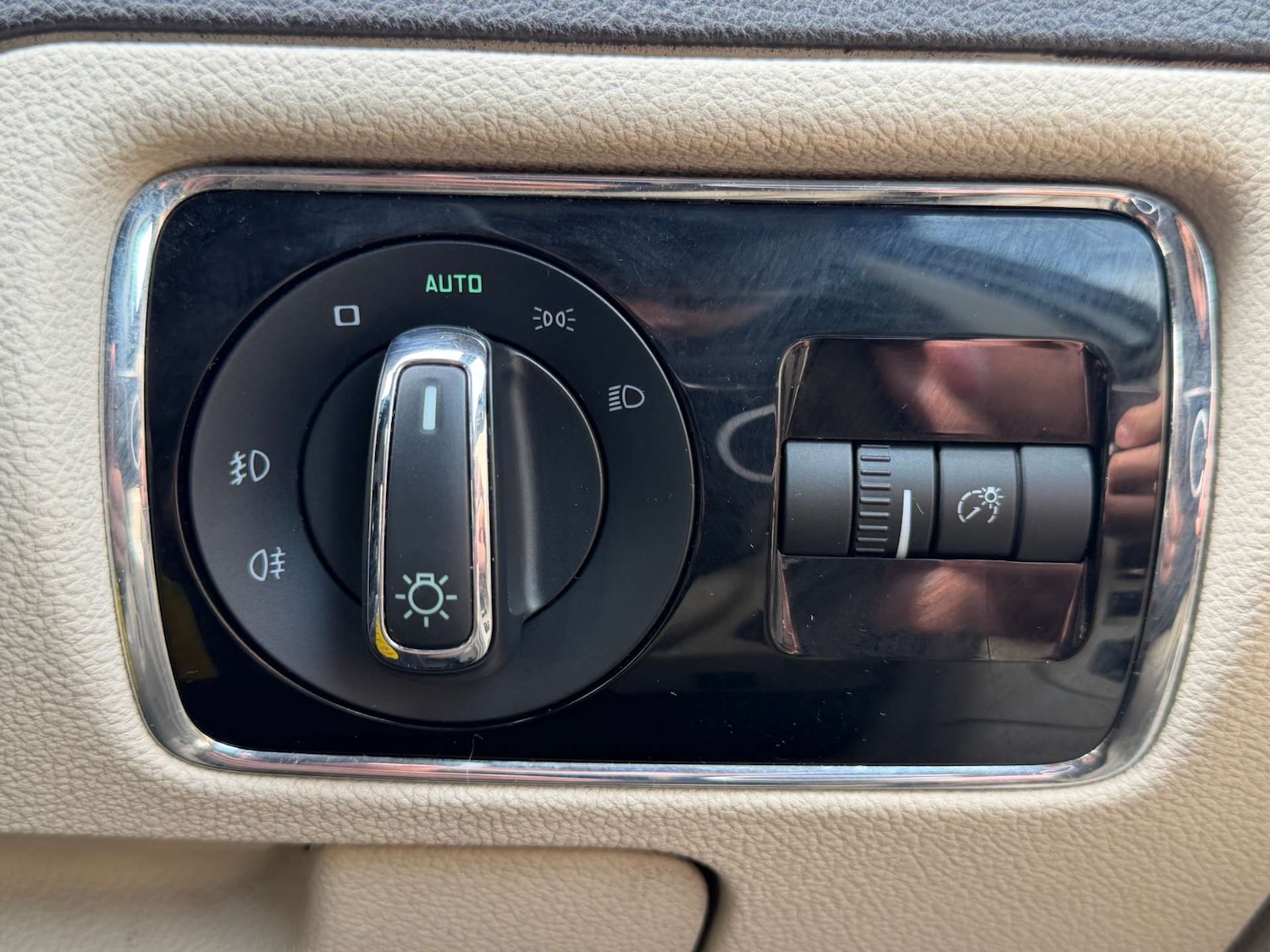 Used Skoda Superb 2014 for sale - 77626960: Photo 58