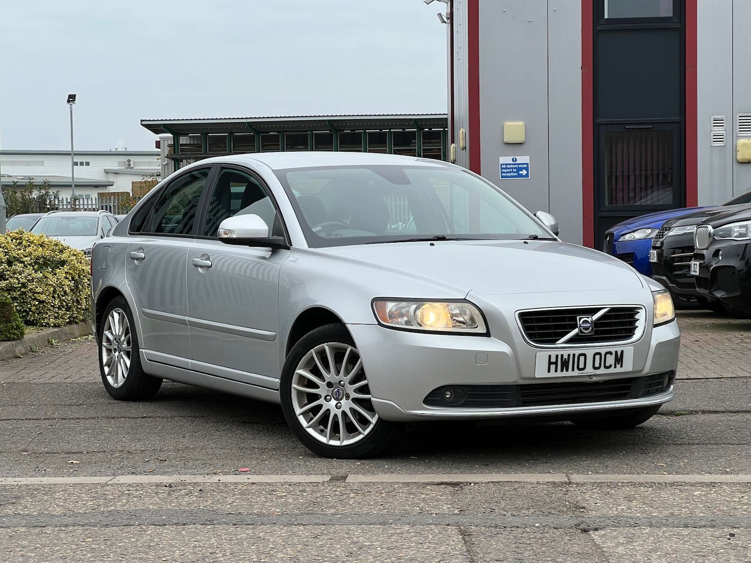 Used Volvo S40 2010 for sale - 76263532: Photo 12