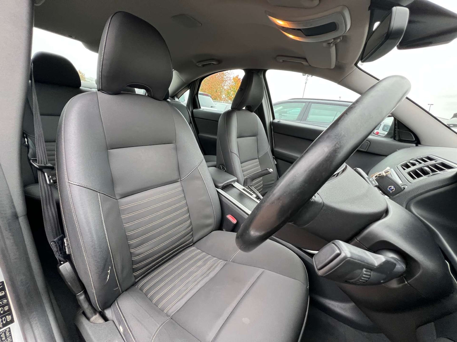 Used Volvo S40 2010 for sale - 76263532: Photo 29