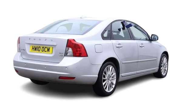 Used Volvo S40 2010 for sale - 76263532: Photo 2