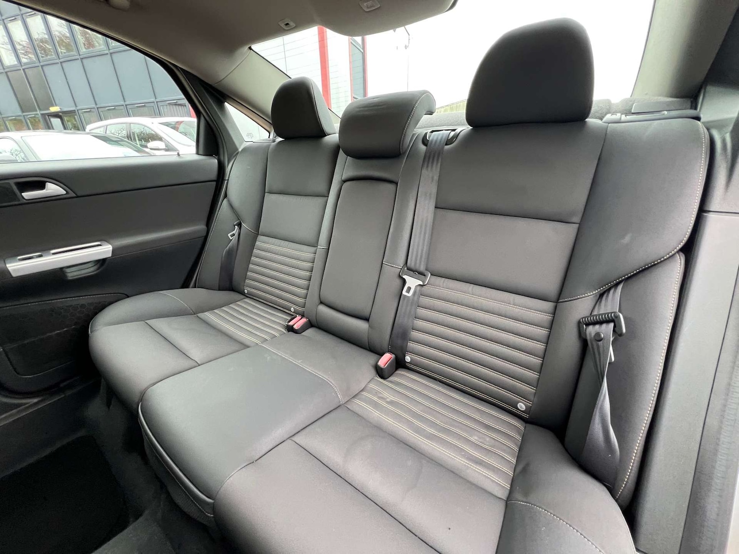 Used Volvo S40 2010 for sale - 76263532: Photo 34