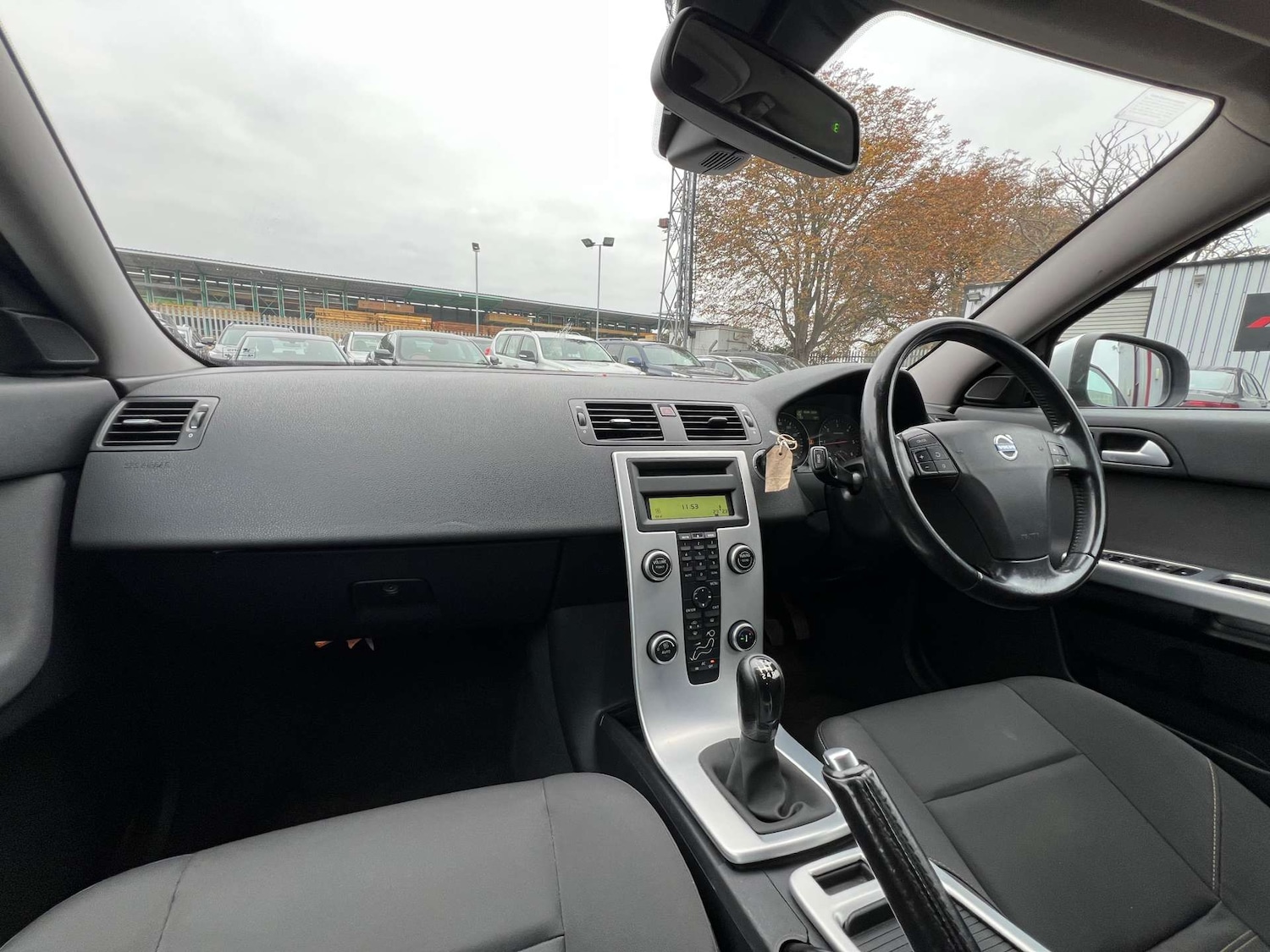 Used Volvo S40 2010 for sale - 76263532: Photo 41