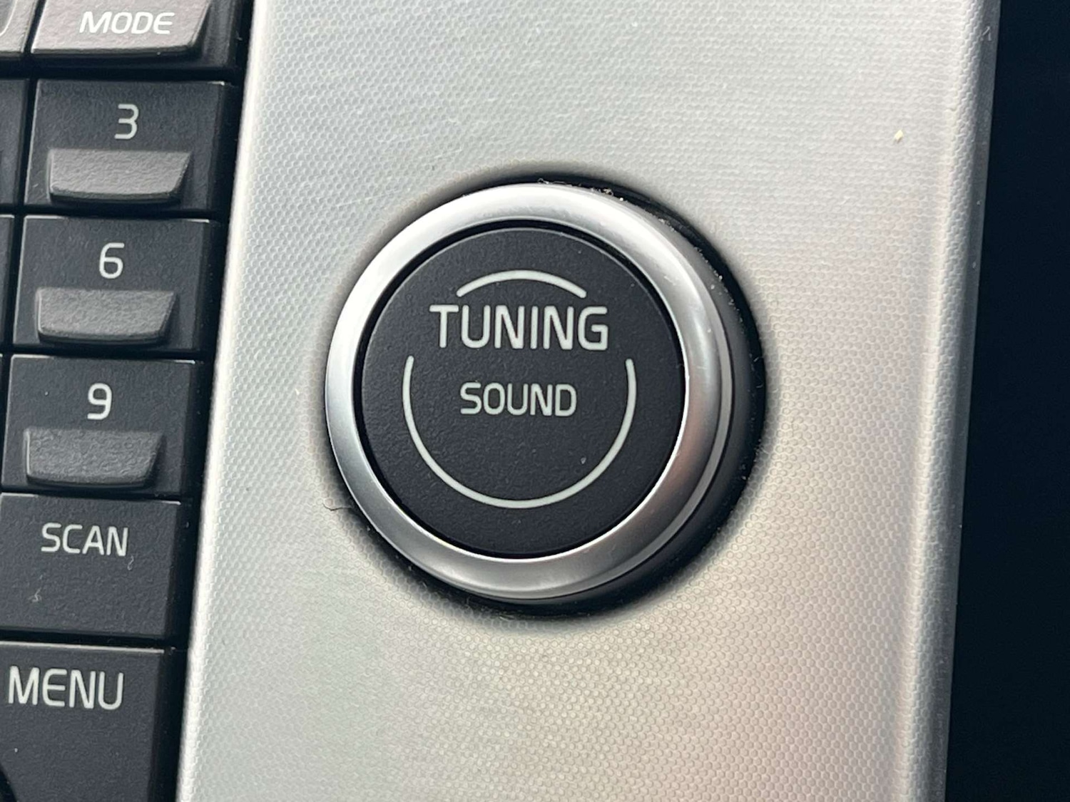 Used Volvo S40 2010 for sale - 76263532: Photo 47