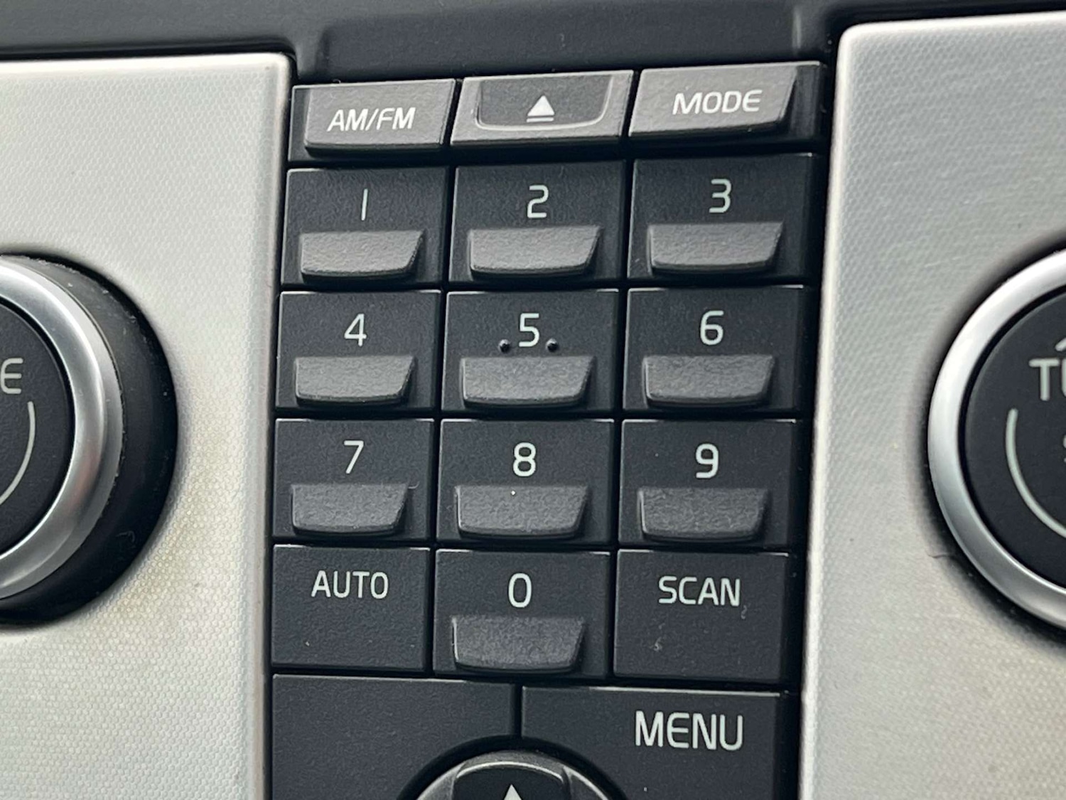 Used Volvo S40 2010 for sale - 76263532: Photo 52