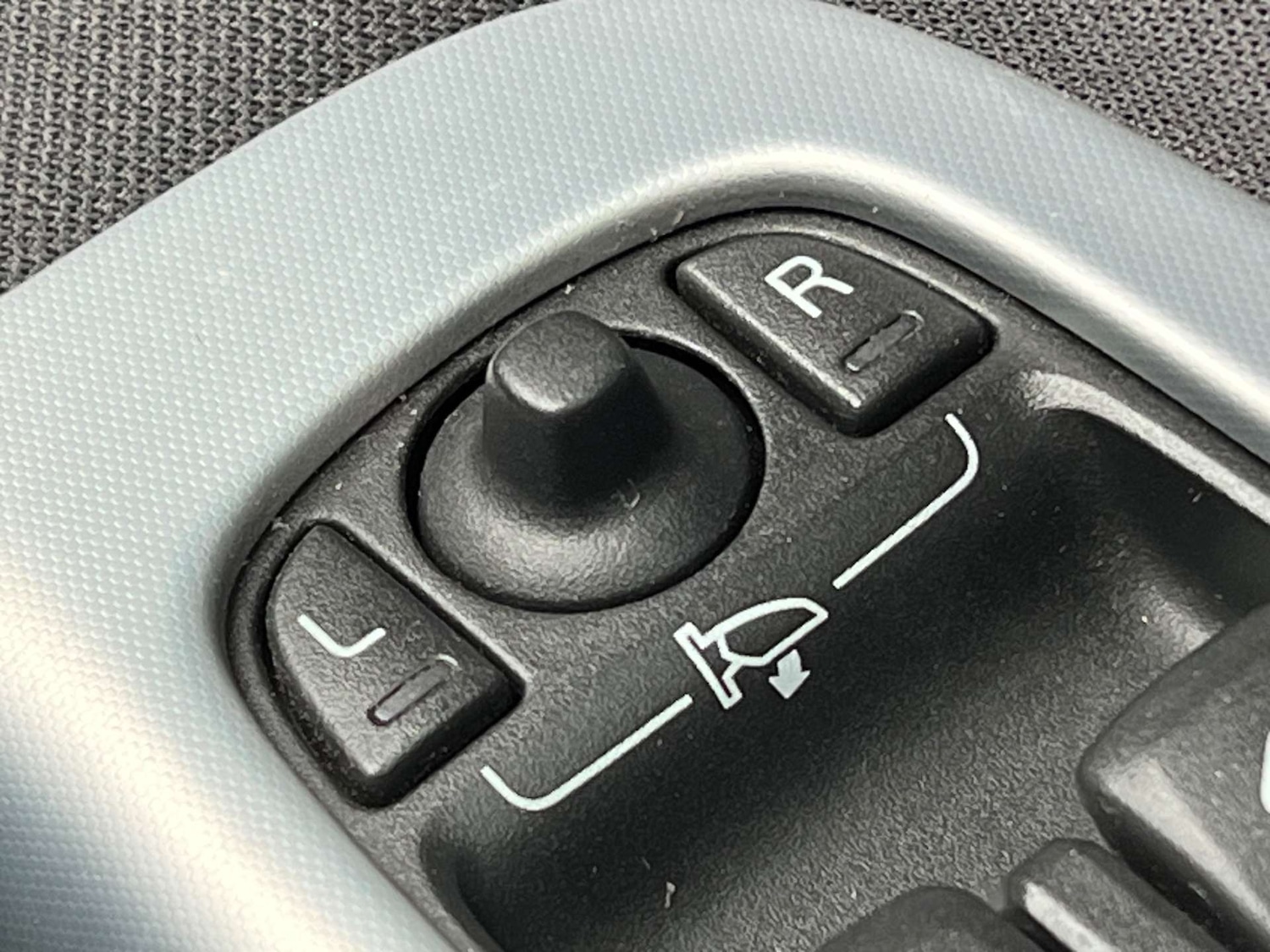 Used Volvo S40 2010 for sale - 76263532: Photo 66