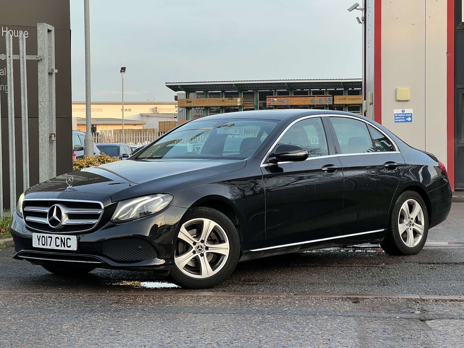Used Mercedes-Benz E Class 2017 for sale - 77067498: Photo 11