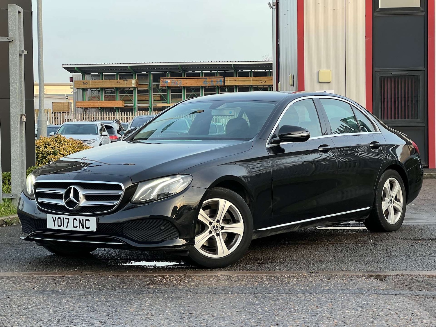 Used Mercedes-Benz E Class 2017 for sale - 77067498: Photo 12