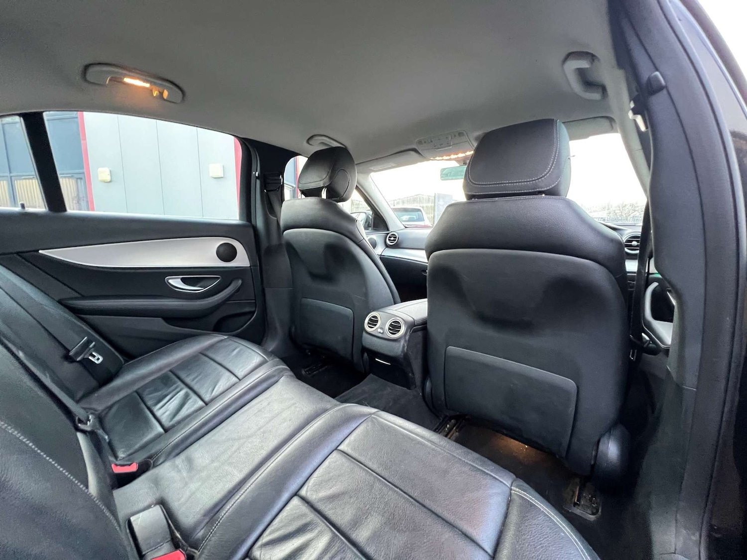 Used Mercedes-Benz E Class 2017 for sale - 77067498: Photo 25