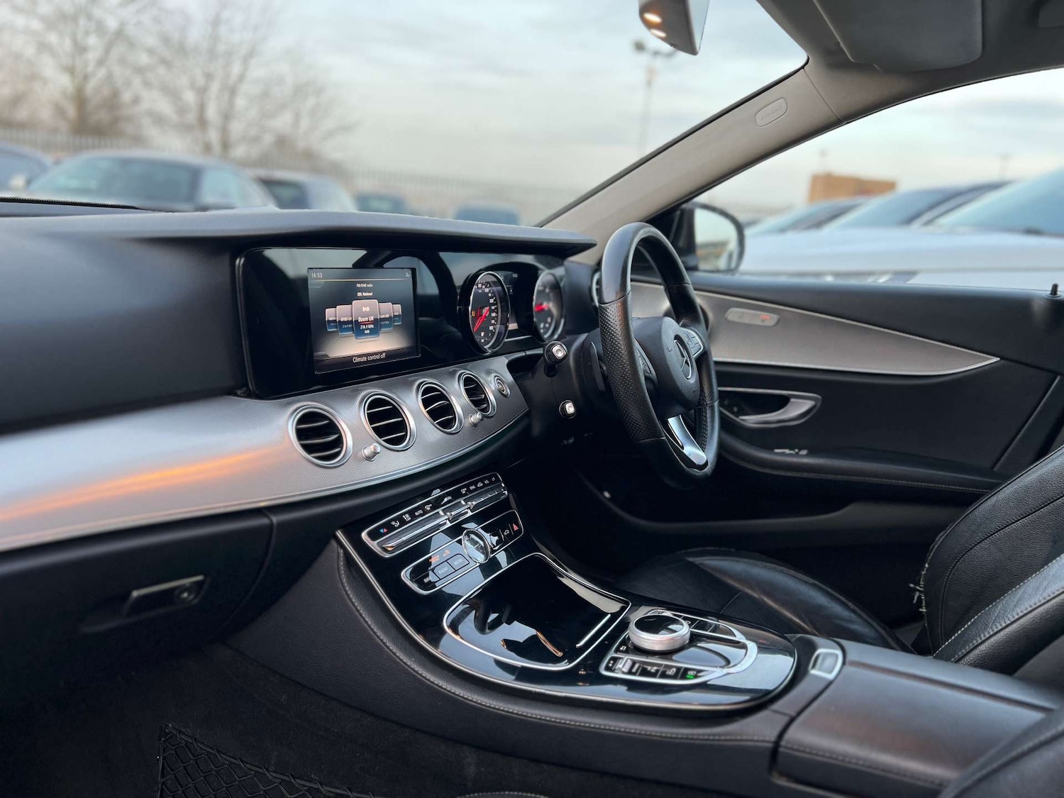 Used Mercedes-Benz E Class 2017 for sale - 77067498: Photo 27