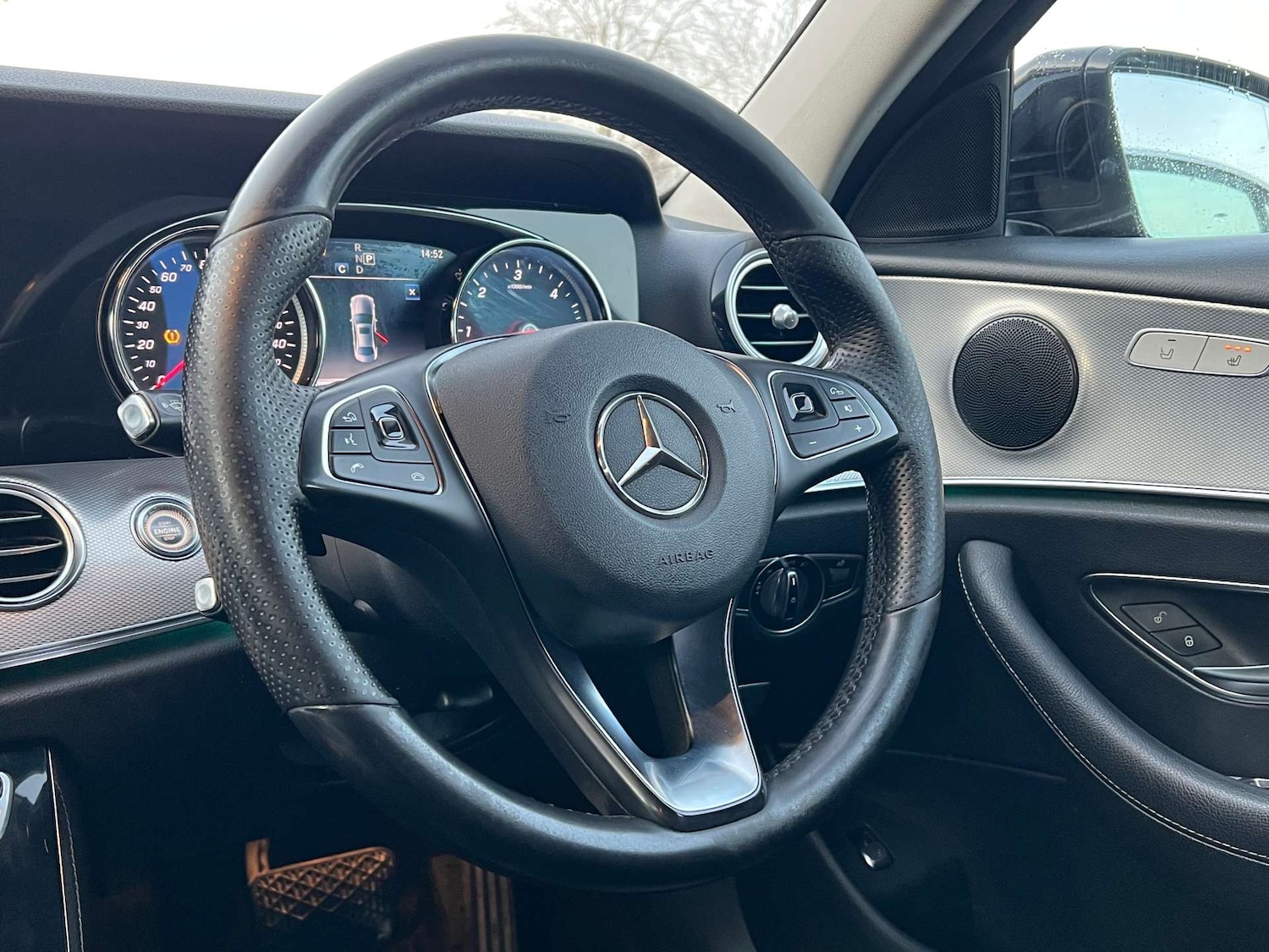 Used Mercedes-Benz E Class 2017 for sale - 77067498: Photo 28