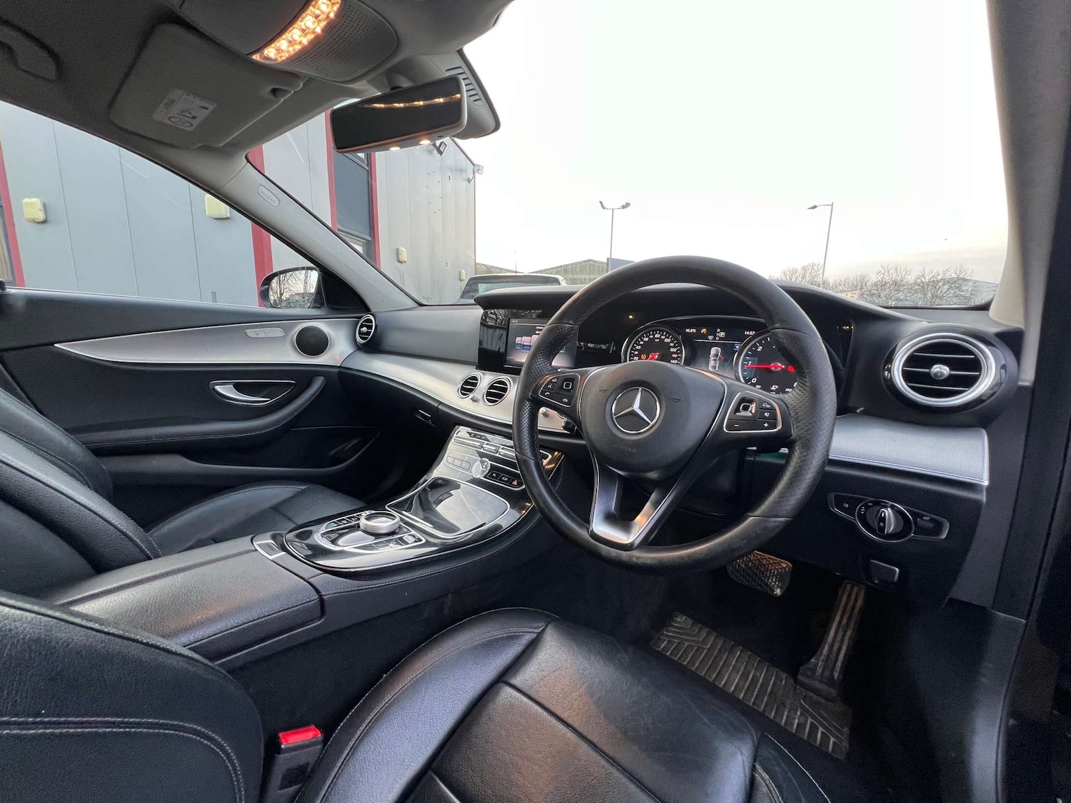 Used Mercedes-Benz E Class 2017 for sale - 77067498: Photo 30