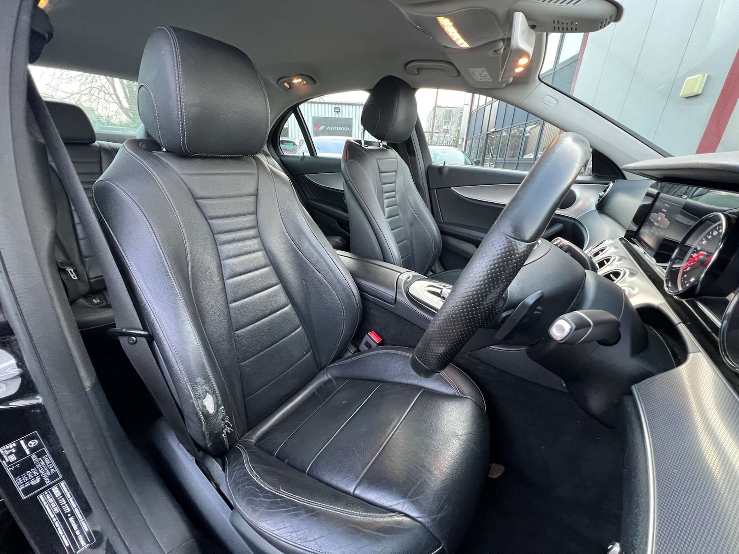 Used Mercedes-Benz E Class 2017 for sale - 77067498: Photo 31