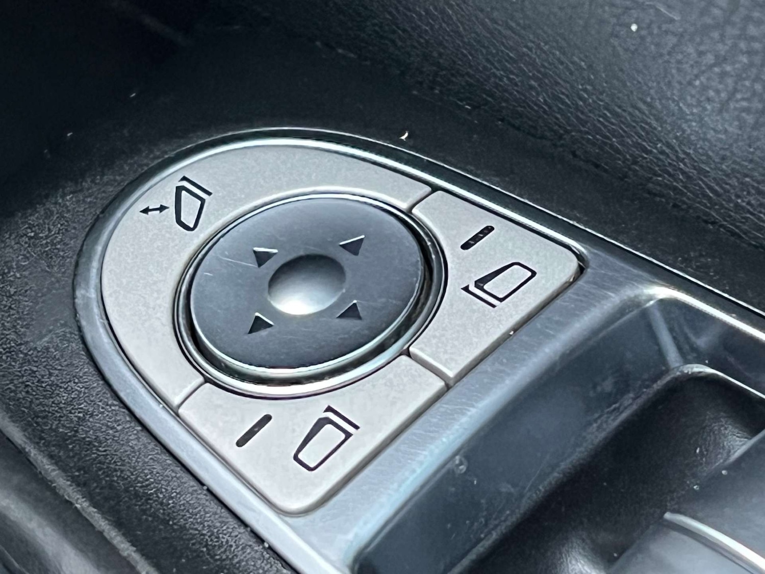 Used Mercedes-Benz E Class 2017 for sale - 77067498: Photo 69